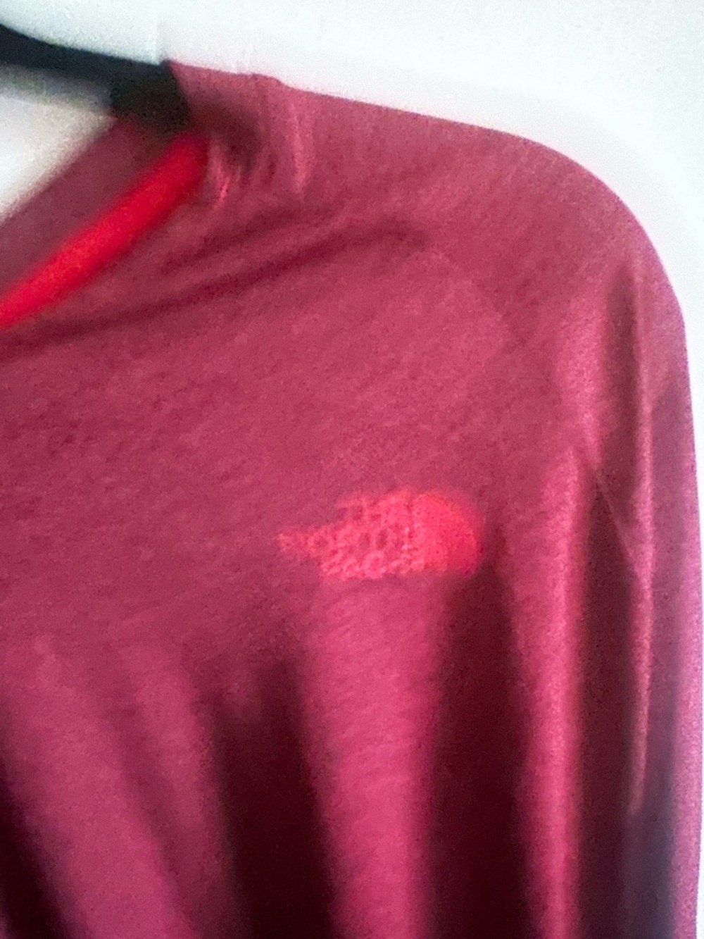 The North Face Men’s Long Sleeve Crew Tee - Burgundy size XXL - Picture 2 of 3